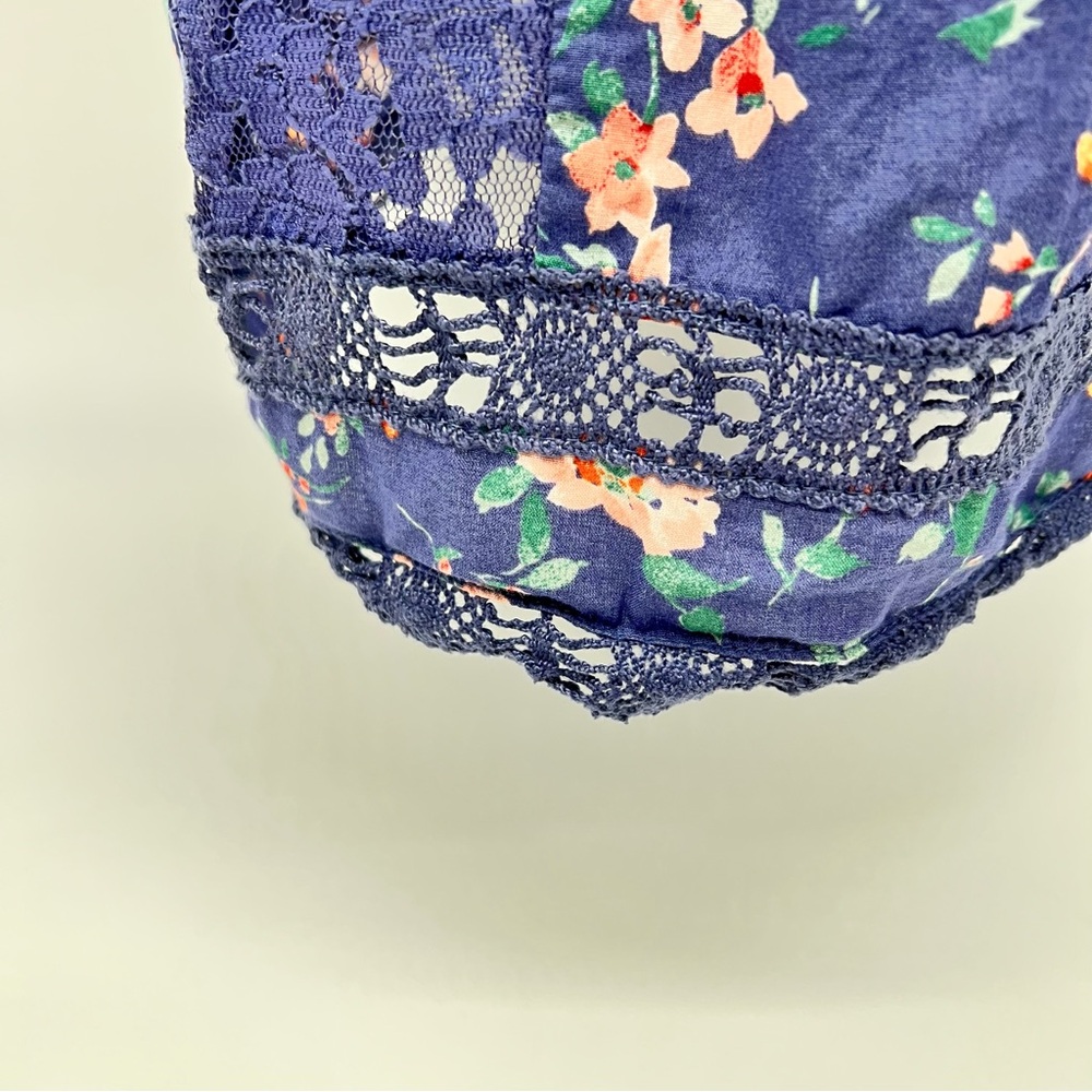 Hollister Floral Lace Tank Top - Purple - Picture 4 of 10